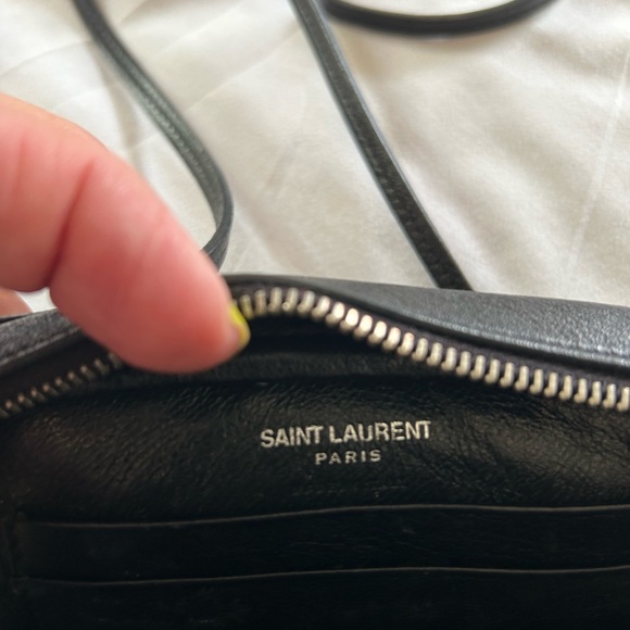 Beautiful Saint Laurent leather studded crossbody bag! - Picture 3 of 7